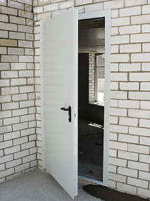 Противопожарная дверь 1-го типа внешняя белая для офиса